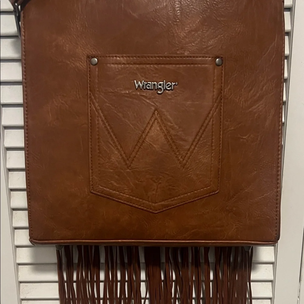 NWT Wrangler Embossed Brown Shoulder or Crossbody Bag/Purse Fringe Floral Detail - Picture 3 of 12